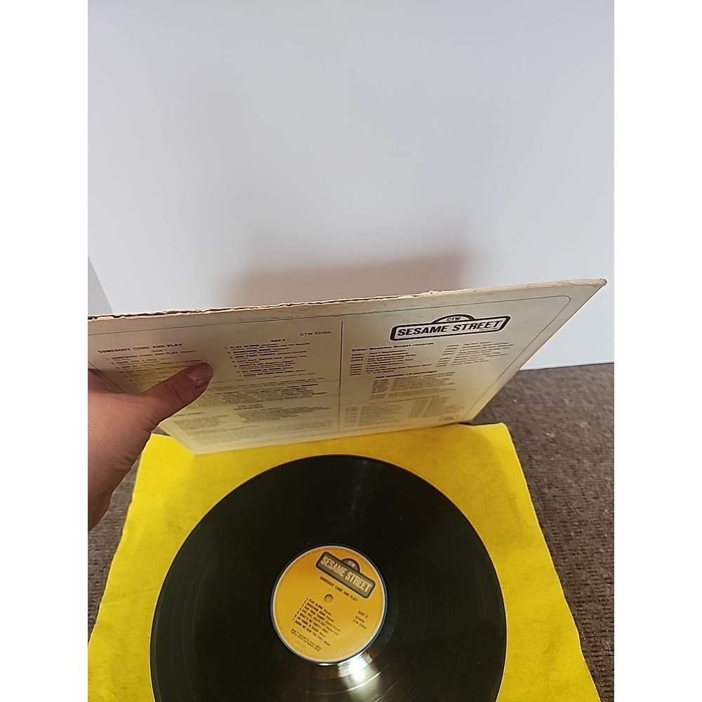 Sesame Street - Somebody Come & Play With Me On Sesame Street Vinyl Record LP - Picture 5 of 8